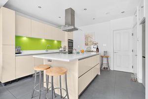 Photo 15- click for photo gallery